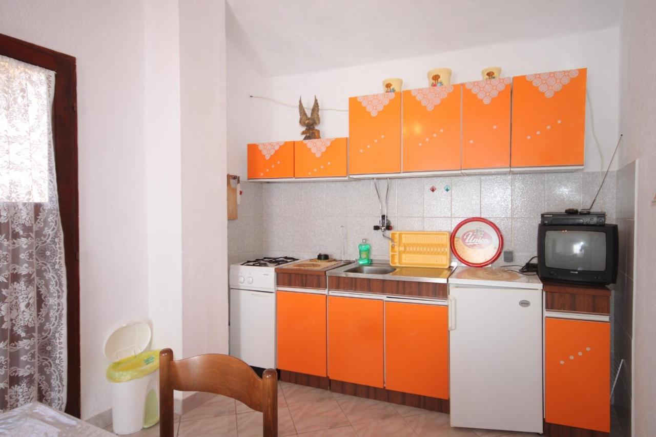 Apartments With Wifi Stivan, Cres - 382 المظهر الخارجي الصورة